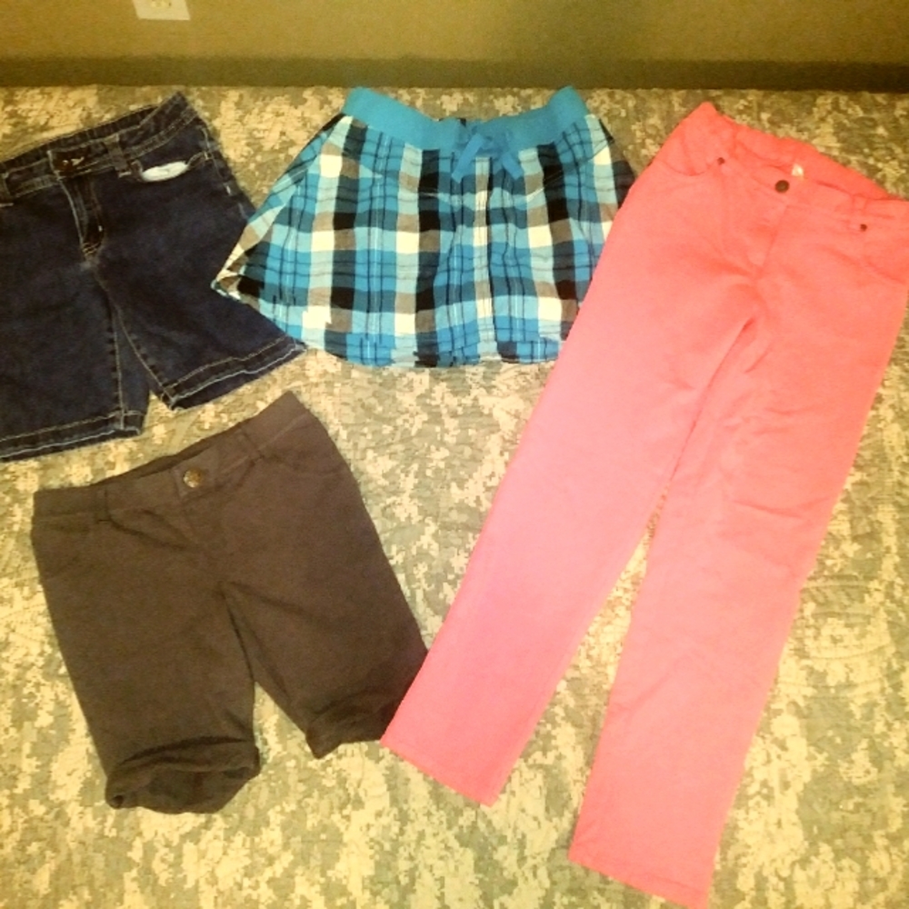 💥4/$20 GIRLS BOTTOMS LOT X 4, 10/12